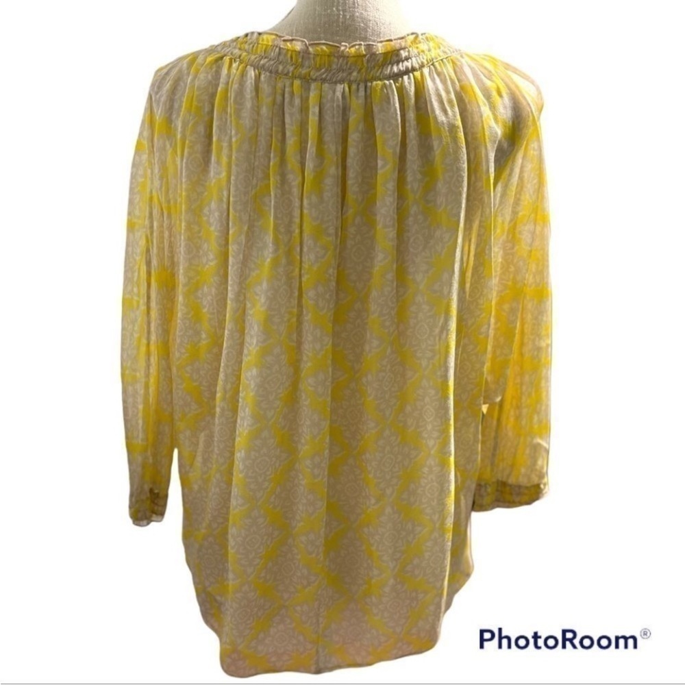 Diane Von Furstenberg Bryn Lightweight yellow Silk Sheer lined chic Blouse Top - Picture 5 of 11